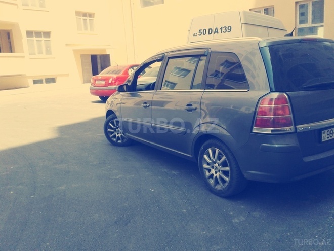 Opel Zafira 2007, 170,000 km - 2.2 l - Sumqayıt