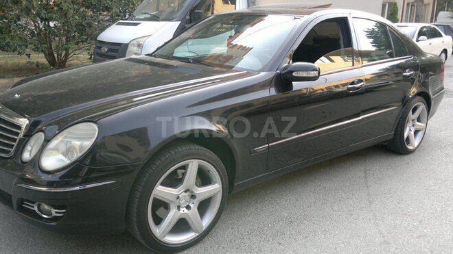 Mercedes E 320 2003, 207,500 km - 3.2 l - Xırdalan
