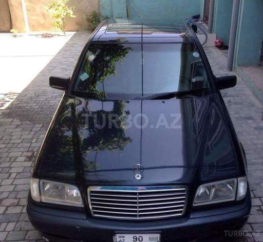 Mercedes C 200 1999, 235,000 km - 2.0 l - Bakı