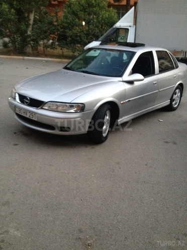Opel Vectra 1999, 295,000 km - 2.0 l - Bakı