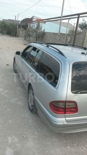 Mercedes E 220 2002, 260 km - 2.2 l - Bakı