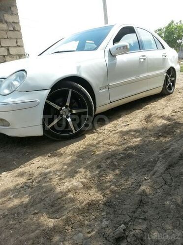 Mercedes C 200 2000, 300,000 km - 2.0 l - Bakı