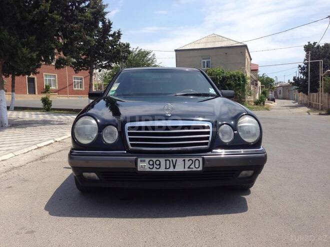 Mercedes E 240 1997, 220,000 km - 2.4 l - Bakı