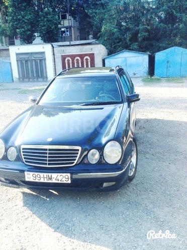 Mercedes E 220 1999, 280,000 km - 2.2 л - Mingəçevir