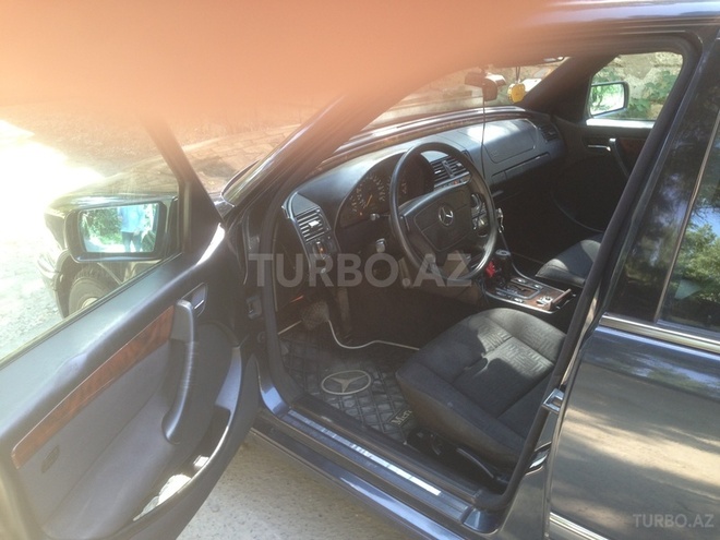 Mercedes C 180 1999, 346,000 km - 1.8 л - Bakı
