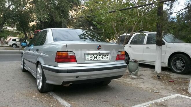 BMW 320 1997, 243,000 km - 2.0 l - Bakı