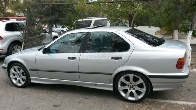 BMW 320 1997, 243,000 km - 2.0 l - Bakı
