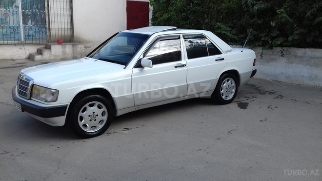 Mercedes 190 1990, 329,611 km - 2.0 l - Bakı