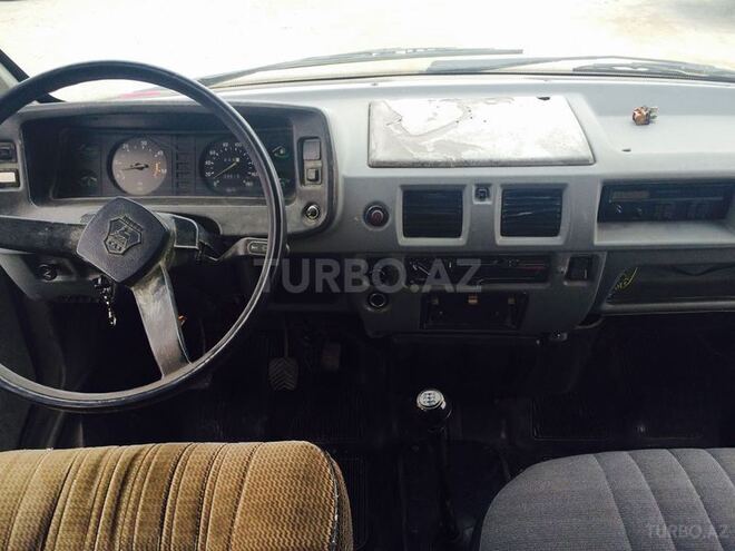 GAZ 2705 1999, 13,600 km - 2.4 l - Sumqayıt