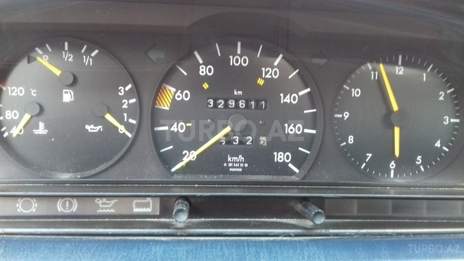 Mercedes 190 1990, 329,611 km - 2.0 l - Bakı