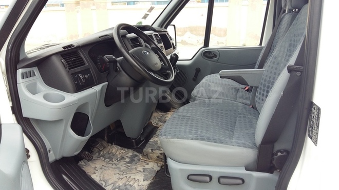 Ford Transit 2008, 153,000 km - 2.4 l - Salyan
