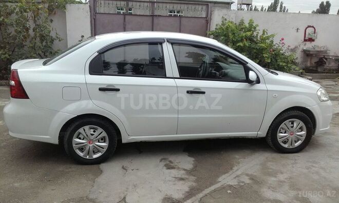 Chevrolet Aveo 2011, 123,600 km - 1.4 l - Xaçmaz