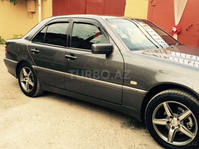 Mercedes C 240 1999, 180,000 km - 2.4 l - Bakı