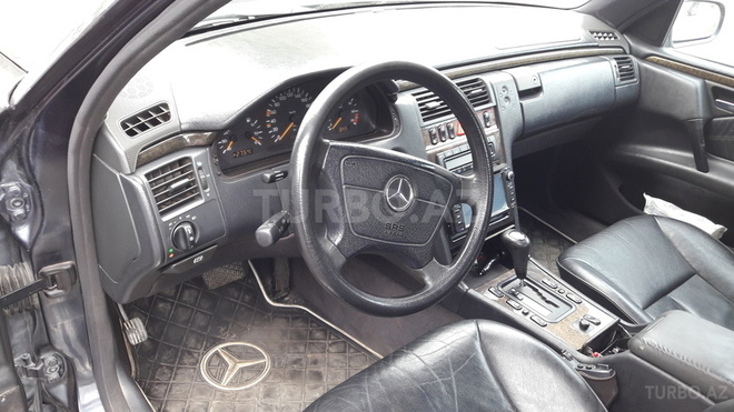 Mercedes E 230 1996, 400,000 km - 2.3 l - Bakı