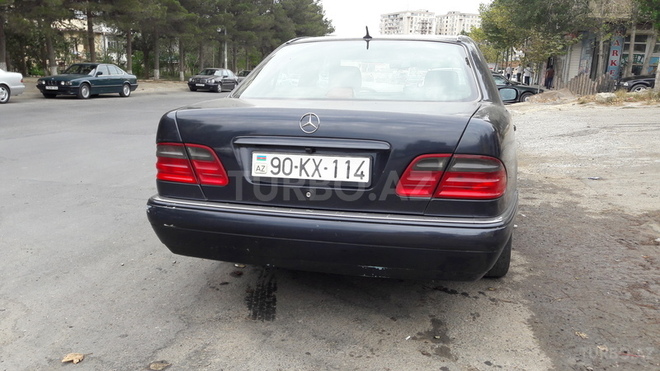 Mercedes E 230 1996, 400,000 km - 2.3 l - Bakı
