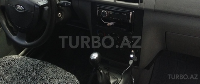 Ford Tourneo Connect 2003, 210,000 km - 1.8 l - Bakı