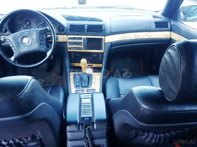 BMW 730 1995, 320,000 km - 3.0 l - Bakı