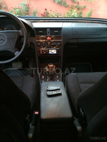 Mercedes C 180 1998, 252,000 km - 1.8 l - Bakı