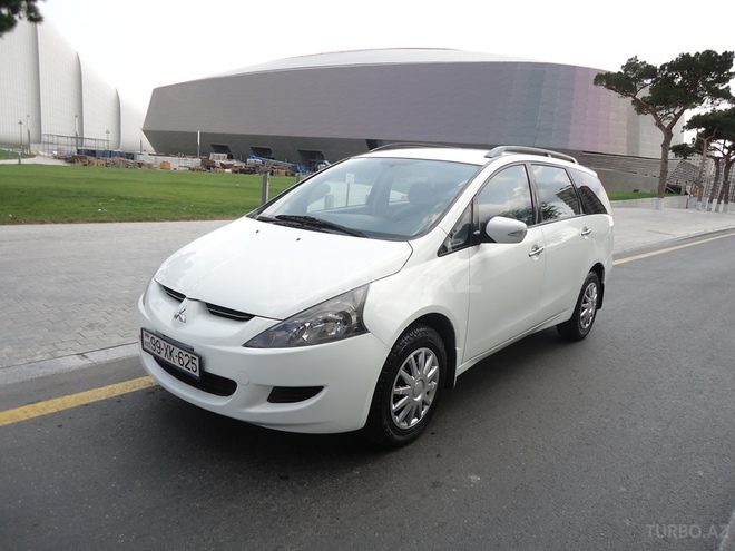 Mitsubishi Grandis 2006, 167,847 km - 2.4 l - Bakı