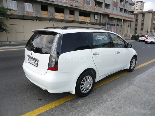 Mitsubishi Grandis 2006, 167,847 km - 2.4 l - Bakı