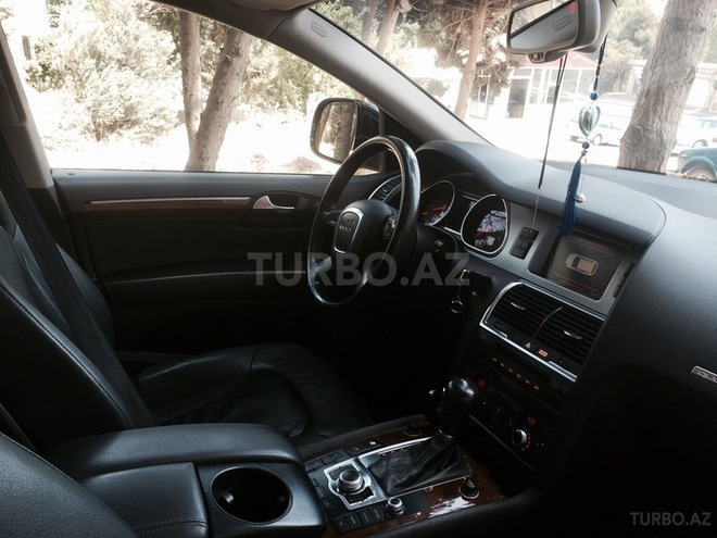 Audi Q7 2008, 133,000 km - 3.6 l - Bakı