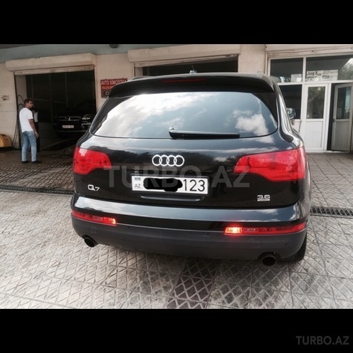 Audi Q7 2008, 133,000 km - 3.6 l - Bakı