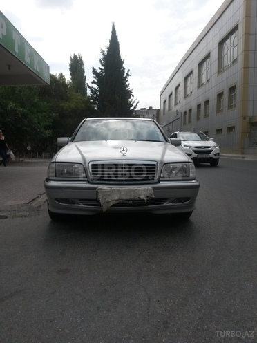 Mercedes C 180 1999, 290,000 km - 1.8 l - Bakı