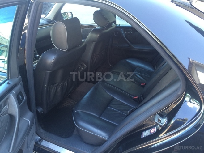 Mercedes E 270 2000, 230,000 km - 2.7 l - Şəki