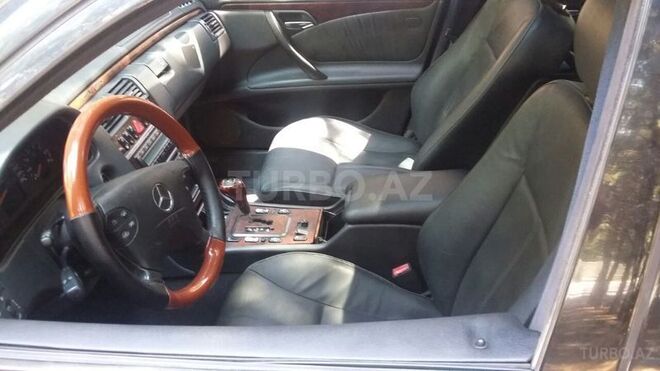 Mercedes E 320 2002, 277,000 km - 3.2 l - Bakı