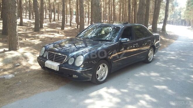 Mercedes E 320 2002, 277,000 km - 3.2 l - Bakı