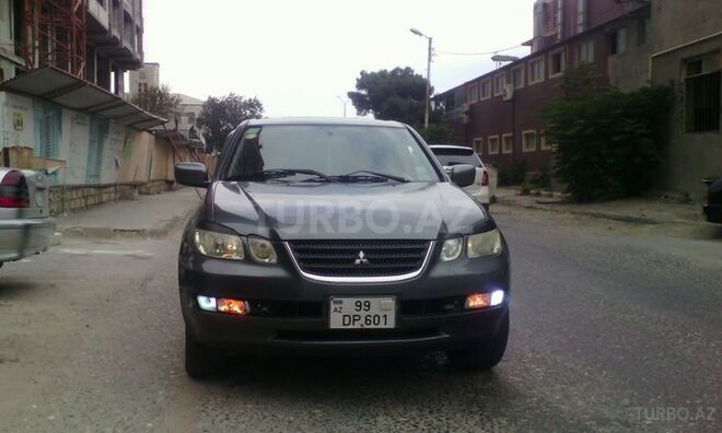 Mitsubishi Airtrek 2001, 200,000 km - 2.0 l - Bakı