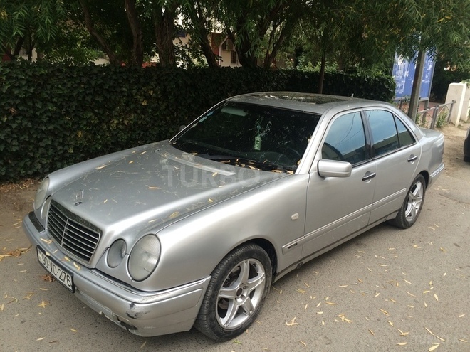 Mercedes  1996, 212,444 km - 0.2 l - Sumqayıt