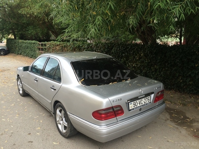 Mercedes  1996, 212,444 km - 0.2 l - Sumqayıt