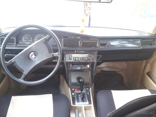 Mercedes 190 1989, 346,052 km - 2.6 l - Bakı