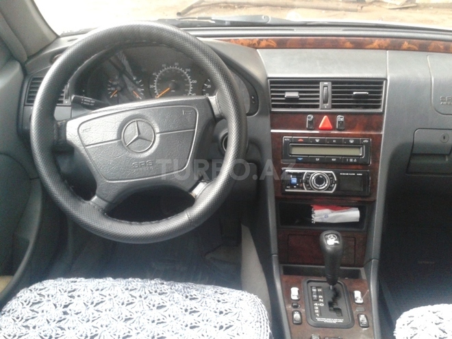Mercedes C 230 1998, 240,000 km - 2.3 л - Bakı