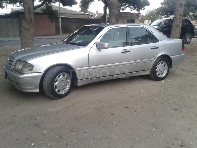 Mercedes C 230 1998, 240,000 km - 2.3 л - Bakı