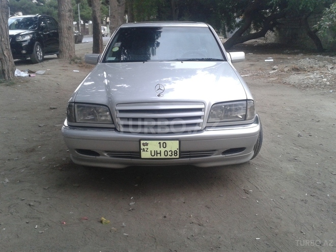 Mercedes C 230 1998, 240,000 km - 2.3 л - Bakı