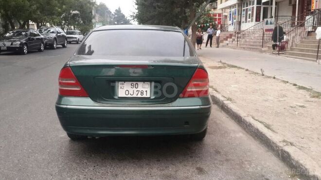 Mercedes C 240 2001, 160,000 km - 2.4 l - Bakı