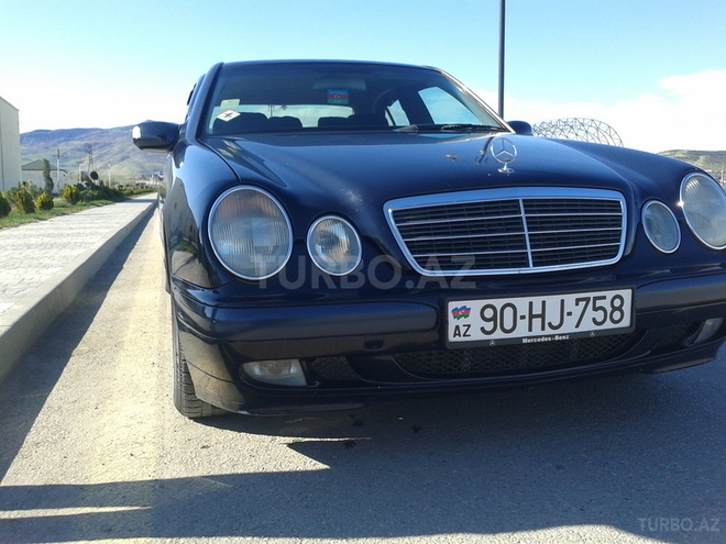 Mercedes E 200 2000, 251,000 km - 2.0 л - Bakı