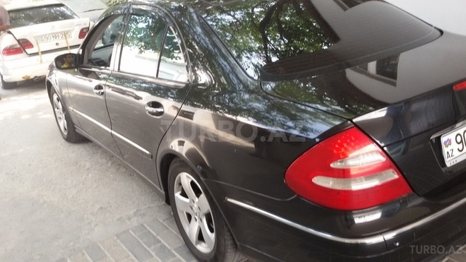 Mercedes E 320 2003, 198,000 km - 3.2 л - Bakı