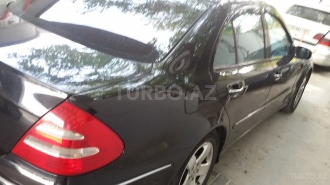 Mercedes E 320 2003, 198,000 km - 3.2 л - Bakı