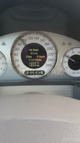 Mercedes E 320 2003, 198,000 km - 3.2 л - Bakı