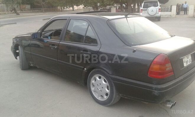 Mercedes C 180 1993, 235,000 km - 1.8 l - Bakı