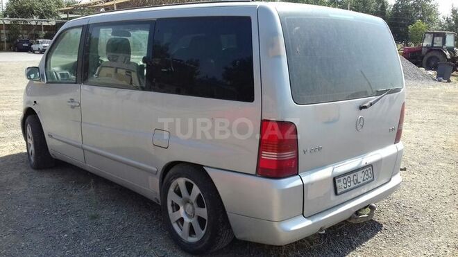 Mercedes Vito 2001, 200,000 km - 2.2 л - Bakı