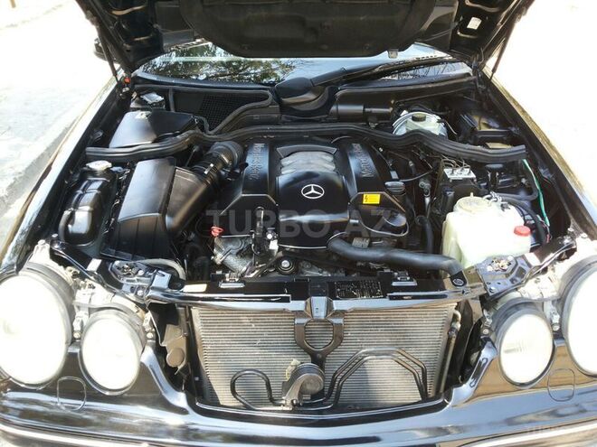 Mercedes E 240 2002, 210,000 km - 2.6 l - Sumqayıt