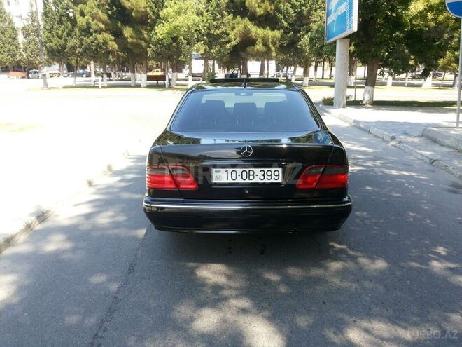 Mercedes E 240 2002, 210,000 km - 2.6 l - Sumqayıt