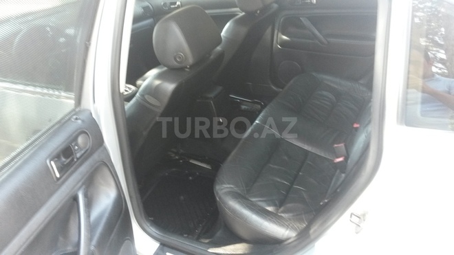 Volkswagen Passat 2003, 230,000 km - 1.8 л - Bakı