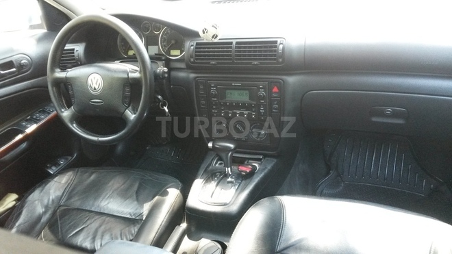 Volkswagen Passat 2003, 230,000 km - 1.8 л - Bakı