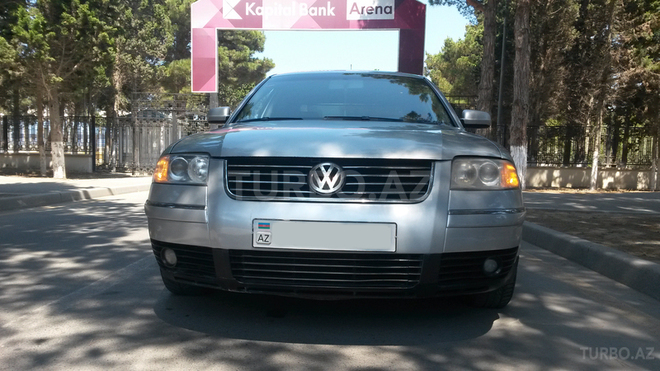 Volkswagen Passat 2003, 230,000 km - 1.8 л - Bakı