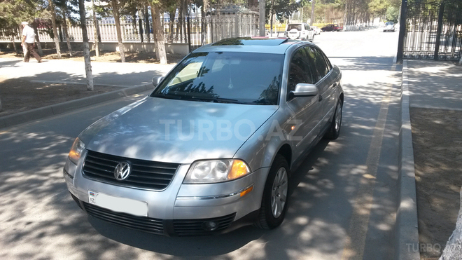 Volkswagen Passat 2003, 230,000 km - 1.8 л - Bakı
